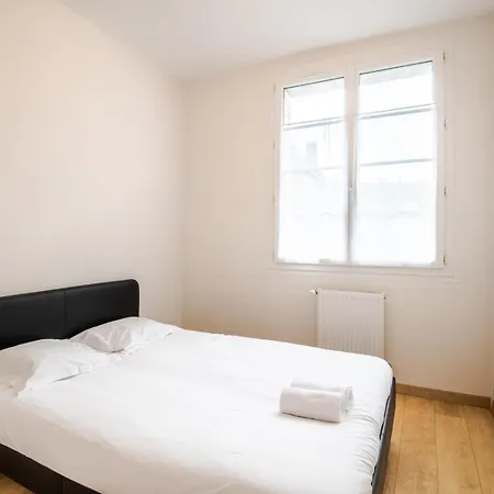 Apartment Modern Near Vieux