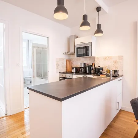 Apartment Modern Near Vieux *