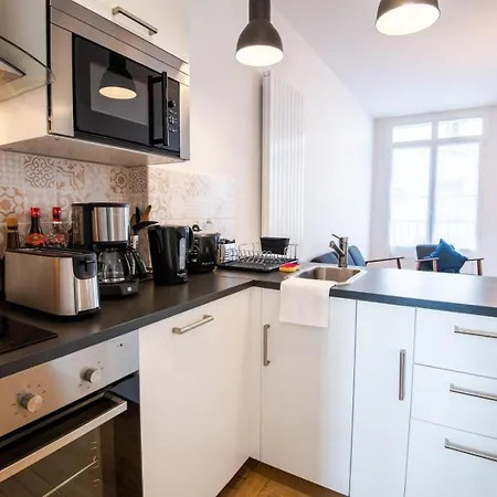 Apartment Modern Near Vieux *
